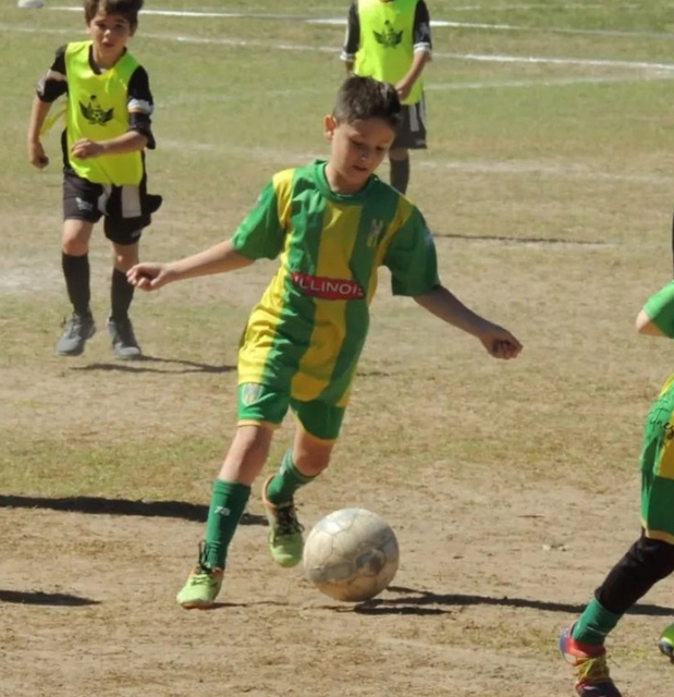 Funes y Roldán se unen en una copa interescuelitas de fútbol